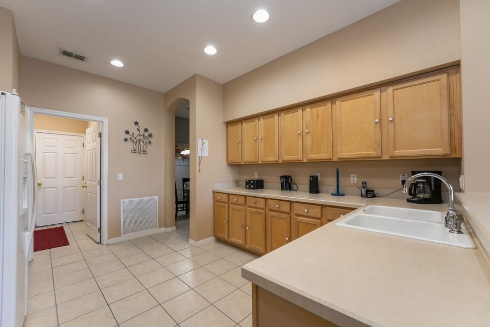 Spacious kitchen with ample counter space in a Central Florida vacation rental.