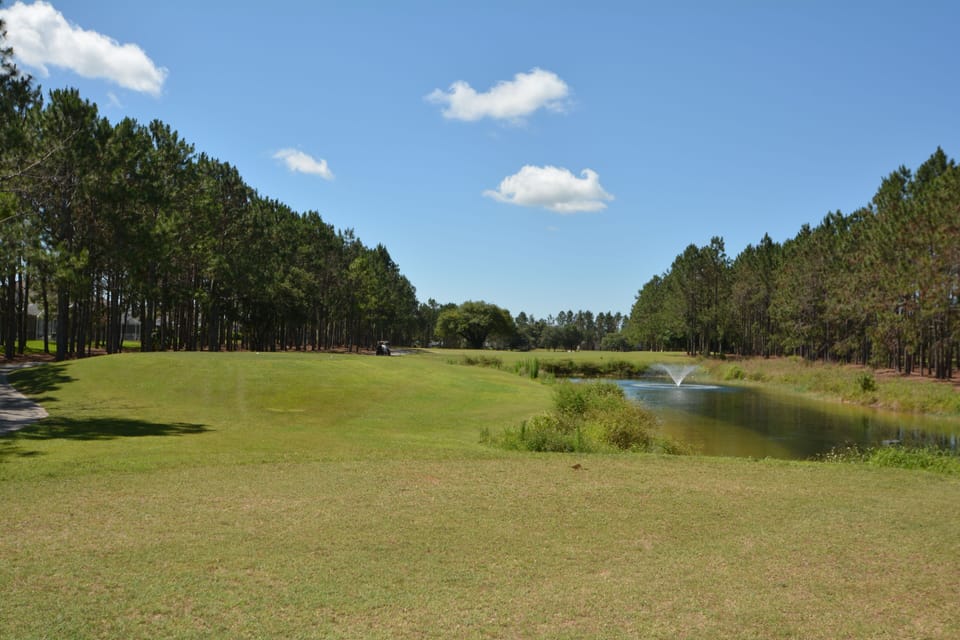 On-site facilities: golf course