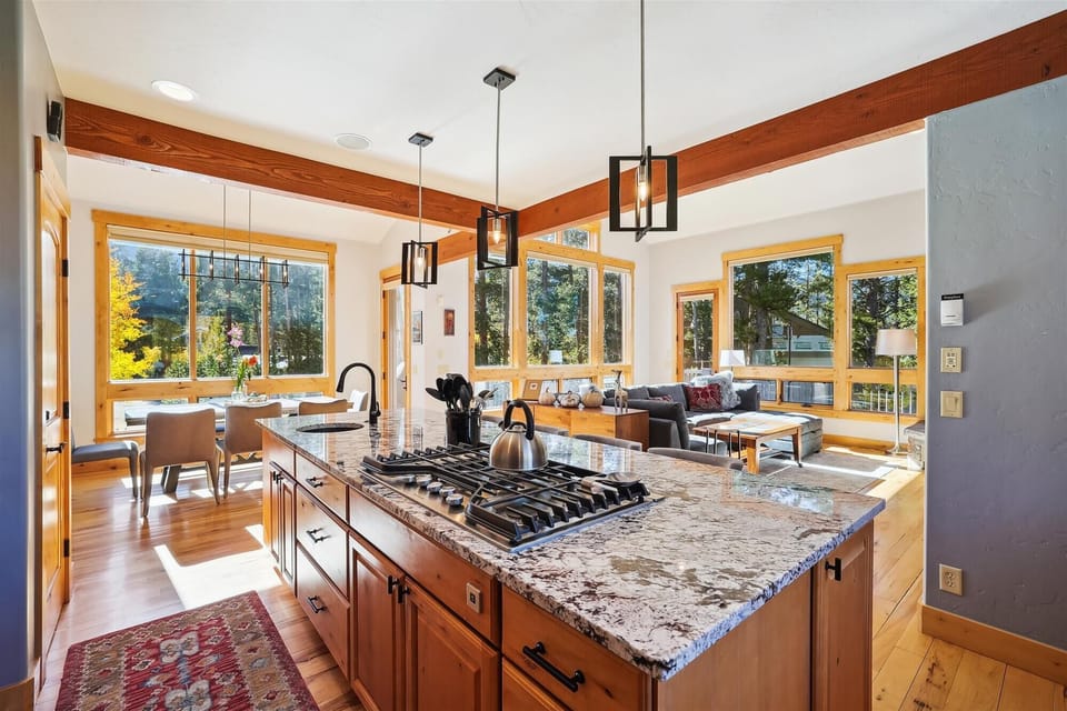 Kitchen - Lone Hand Lodge - Breckenridge Vacation Rental