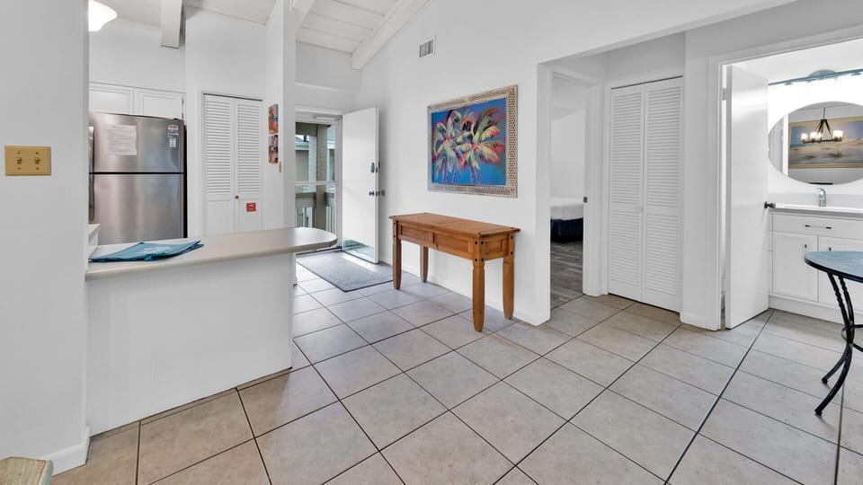 Front Entry Way