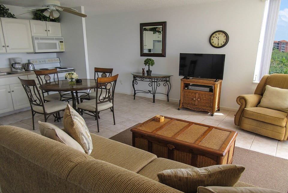 Estero Beach And Tennis Club 608B