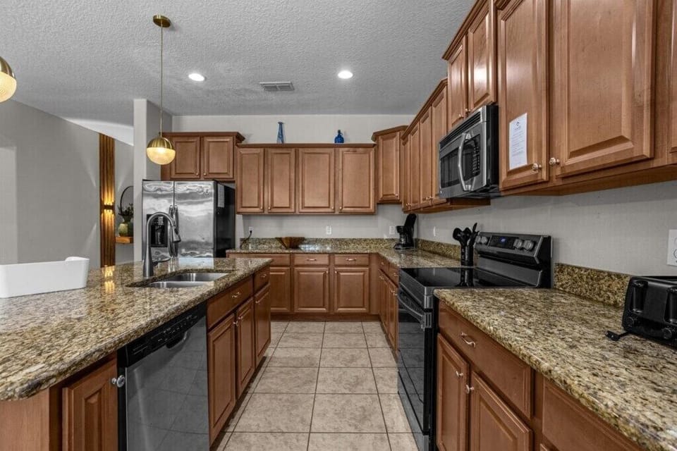8956 Sugar Palm Road (11).jpg
