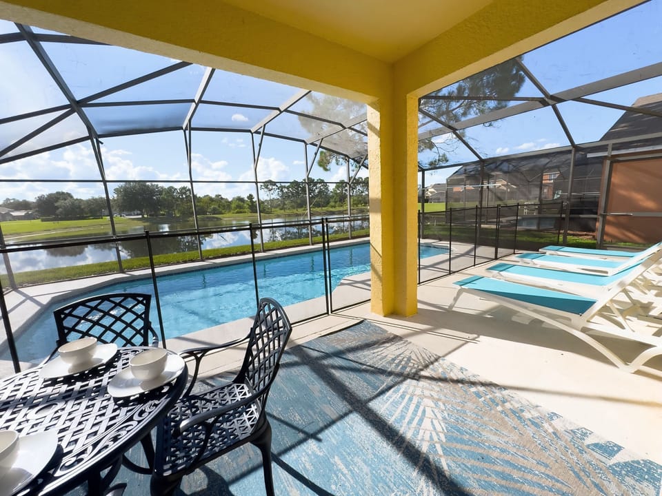 Alternate view of pool deck