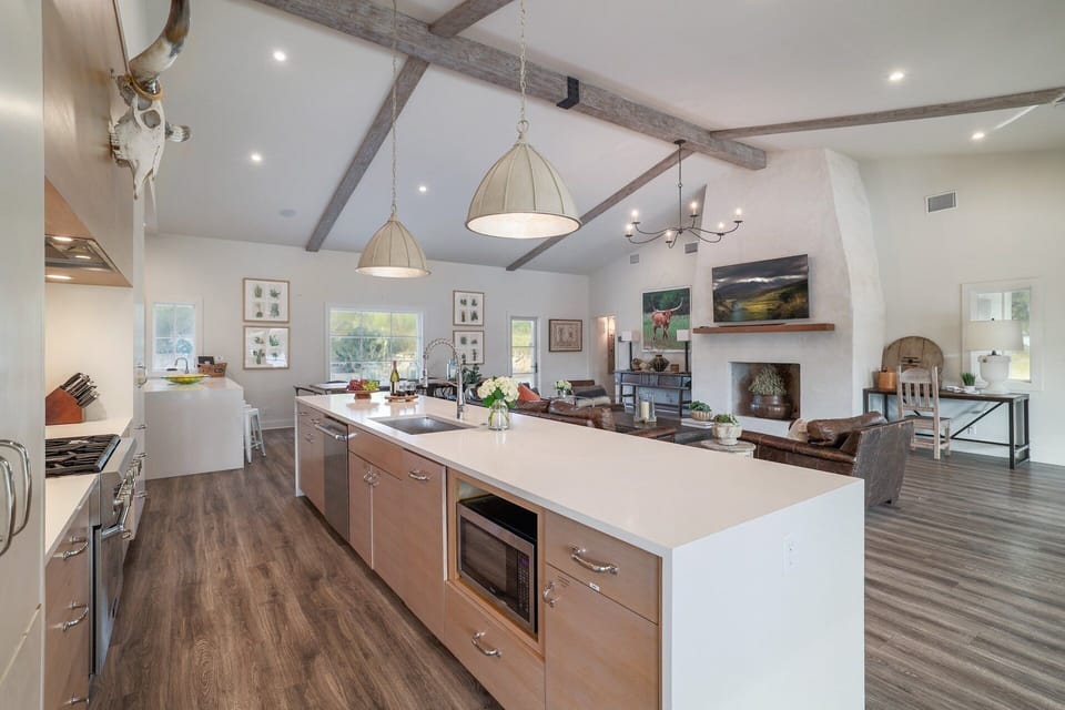 Galley Kitchen with all High End Appliances