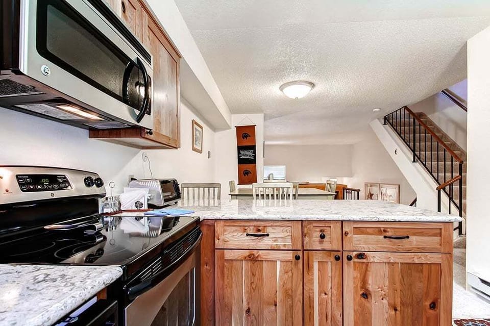 Kitchen, Winterpoint 22, Breckenridge Vacation Rental