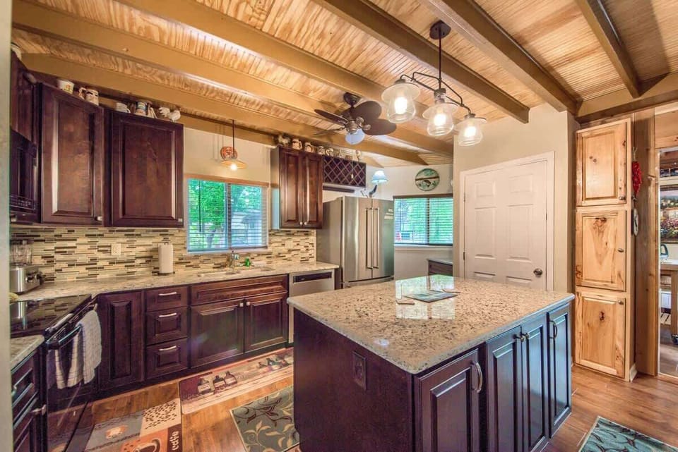 Fully Equipped Kitchen! 