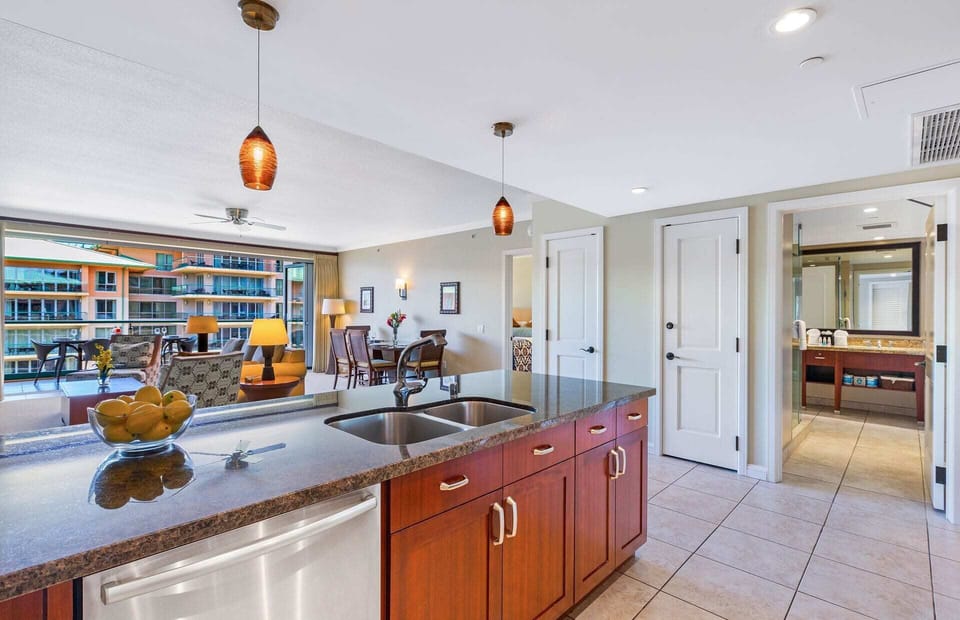Prepare meals or refreshments in the full modern kitchen
                