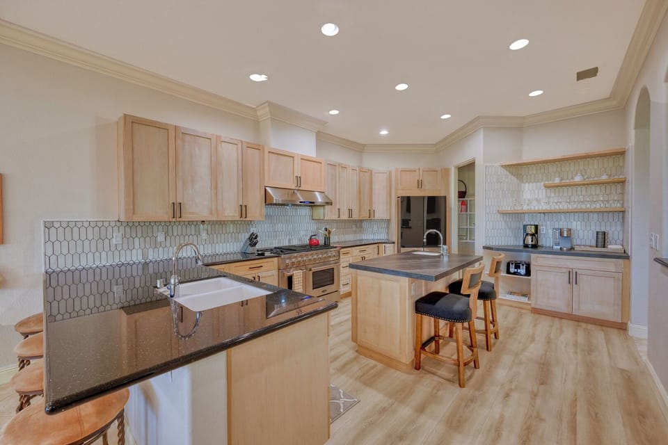 K0715 - Kitchen Layout