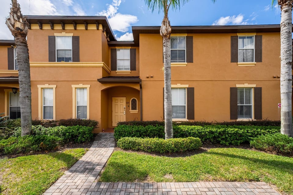 Front of unit near Disney