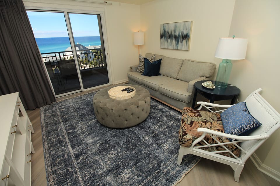 Completely remodeled condo in