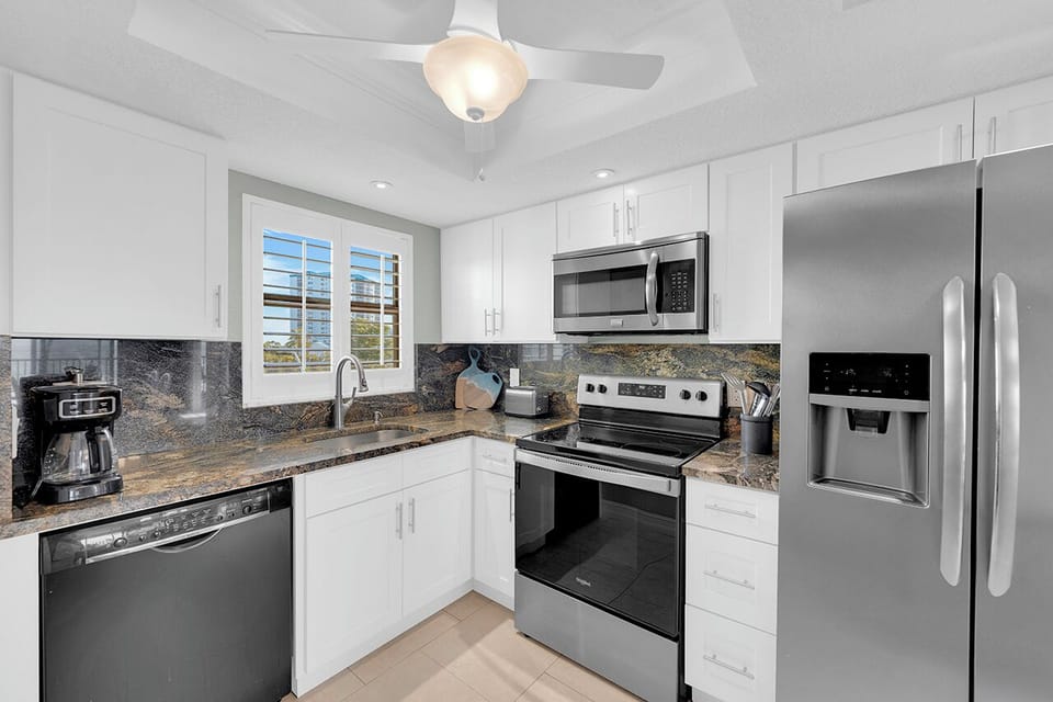 Beautifully remodeled Kitchen