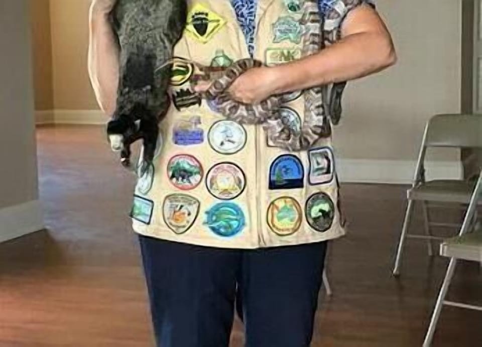 Islander Kids Club - -	Nonie's Ark - Summer Season Only - For All Animal Lovers - Curious about animals and their habitats - See, Learn & Touch.