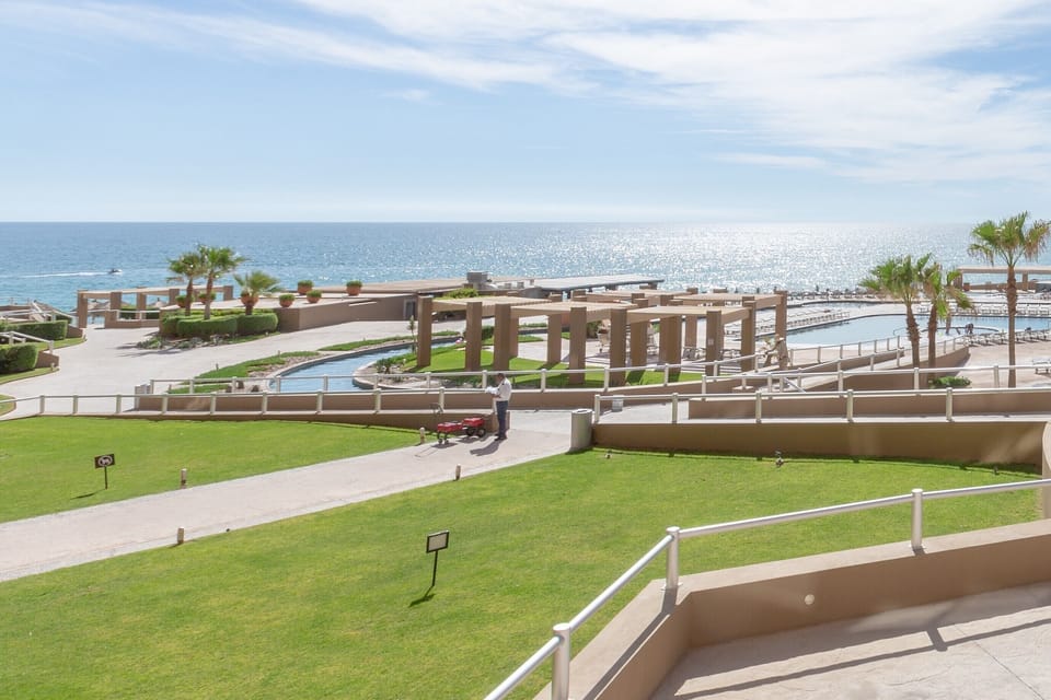 Path to the pool and beach