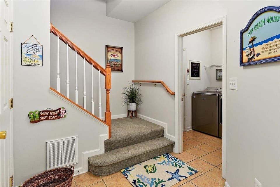 Entry Foyer