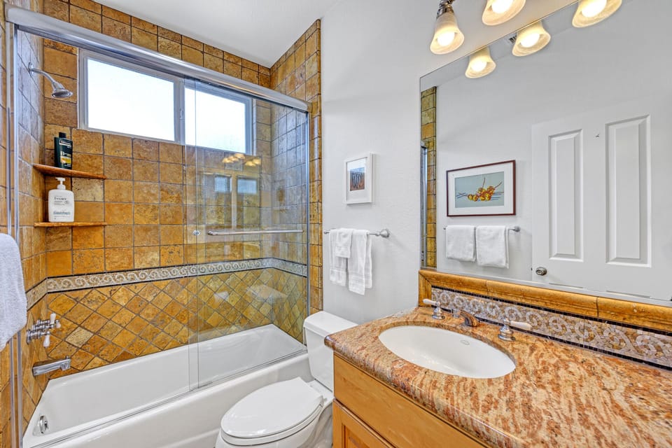 334E - Second Bathroom Upstairs