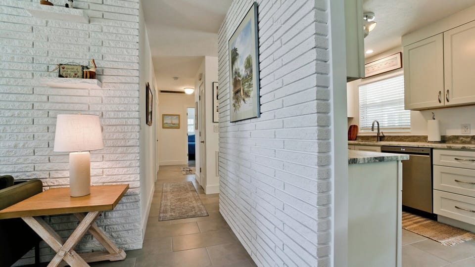 Hallway to Bedrooms
