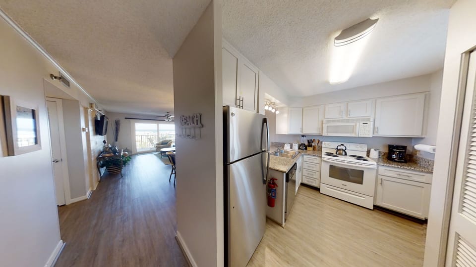 Kitchen / Hallway