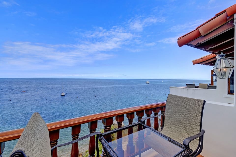 11-BALCONY VIEW RS.jpg