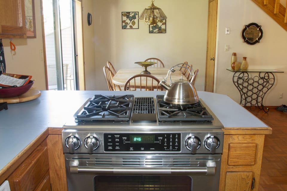 Gas stove and electric oven