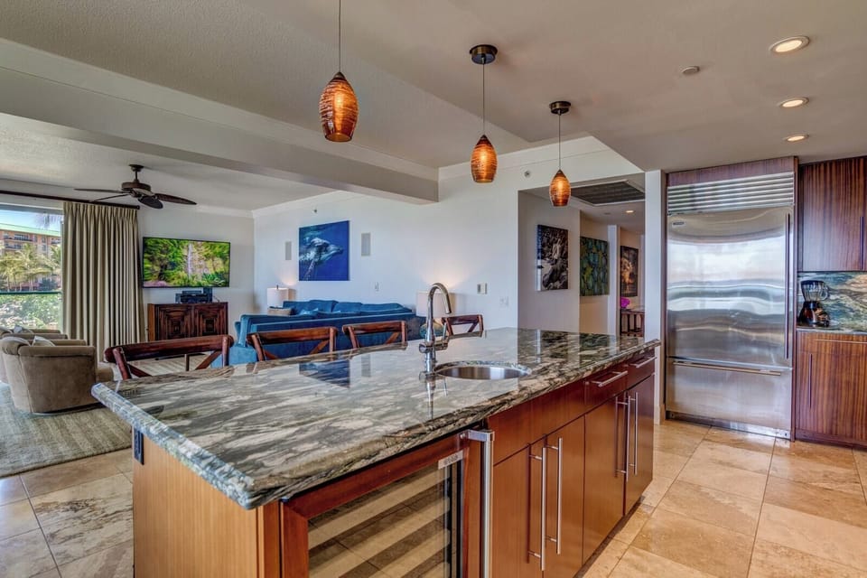 From breakfast to cocktails, this upscale kitchen and oceanview dining area offer the perfect setting to savor every moment