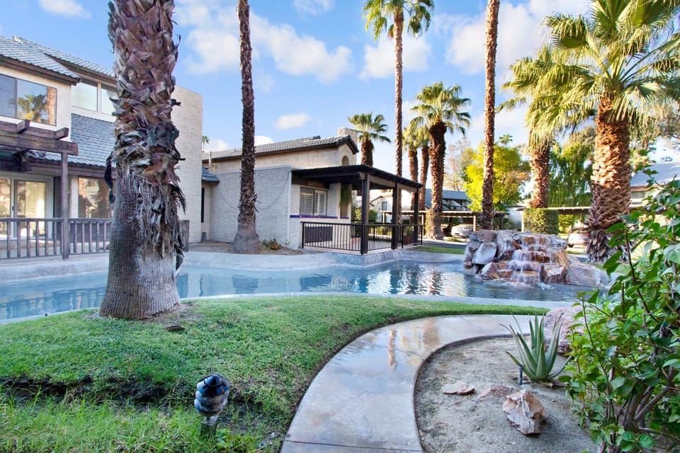 Los Pueblos Serene Palm Springs