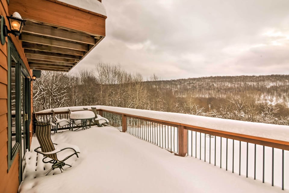 Private Deck