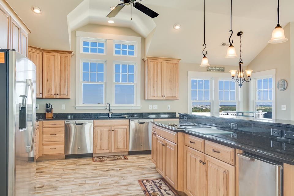 CC210: Banks for the Memories | Top Level Kitchen