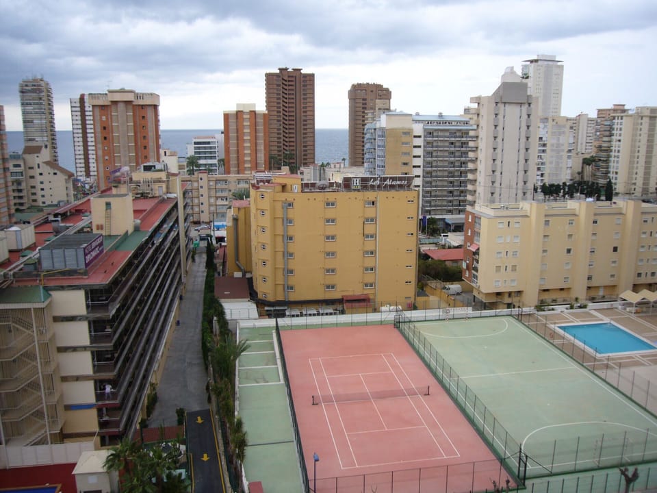 Sport court
