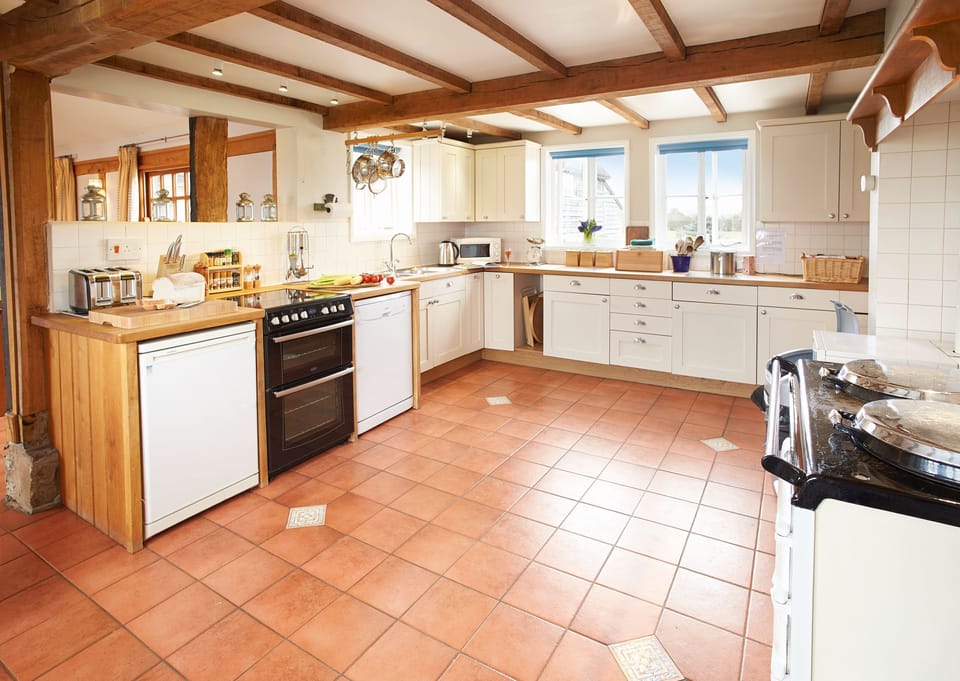 Spacious kitchen with Aga and electric oven