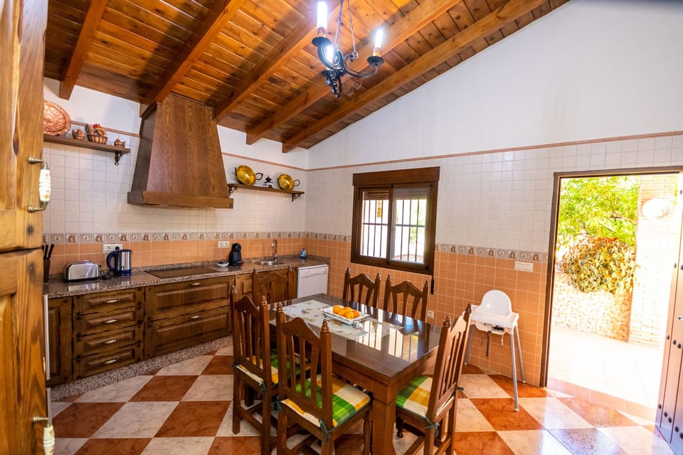 Enjoy the cuisine of this farm in Alhaurín el Grande