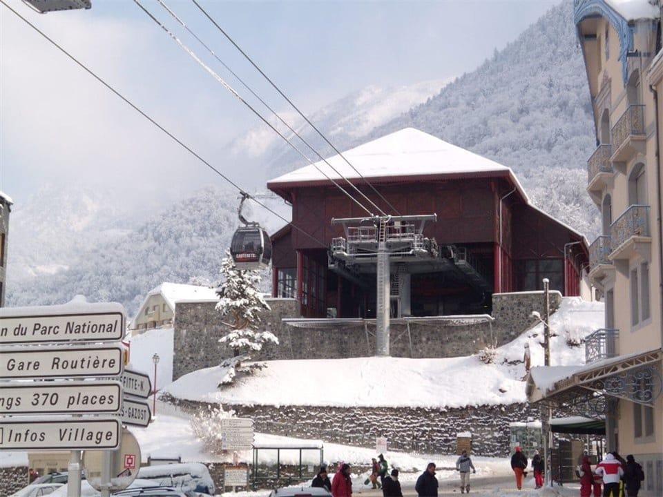 Snow and ski sports