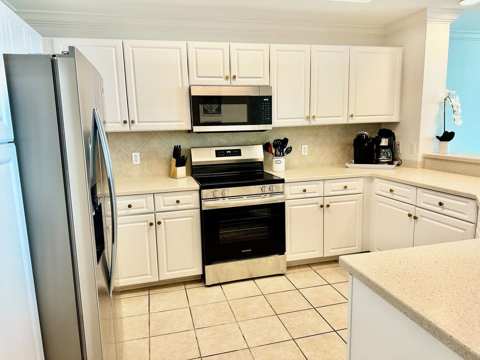 All new kitchen appliances!