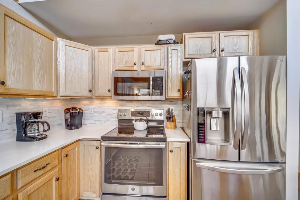 Kitchen - Powder Moose Villa - Breckenridge Vacation Rental