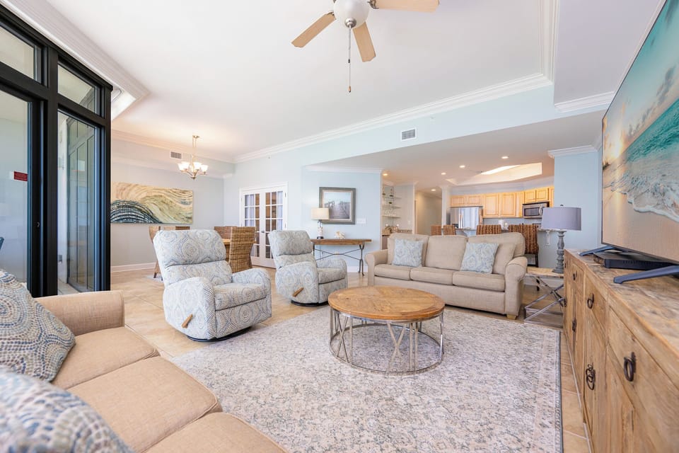 Make lasting memories while enjoying the inviting coastal vibe and soothing light around you