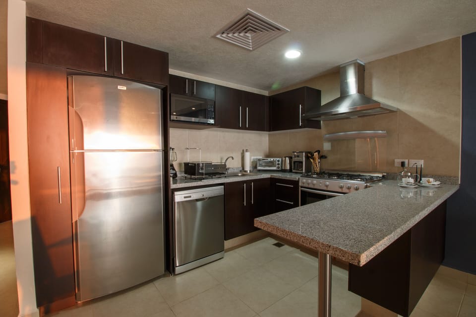 Fully equipped kitchen