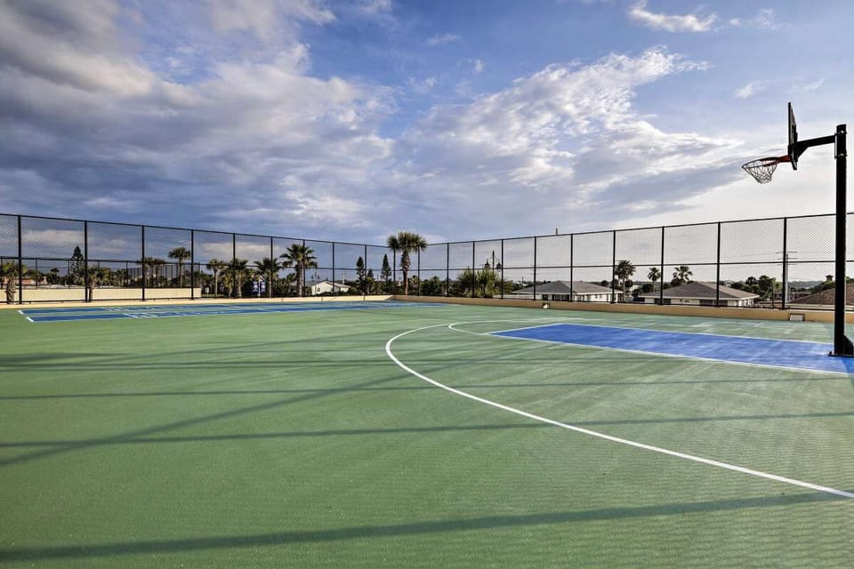 Sport court