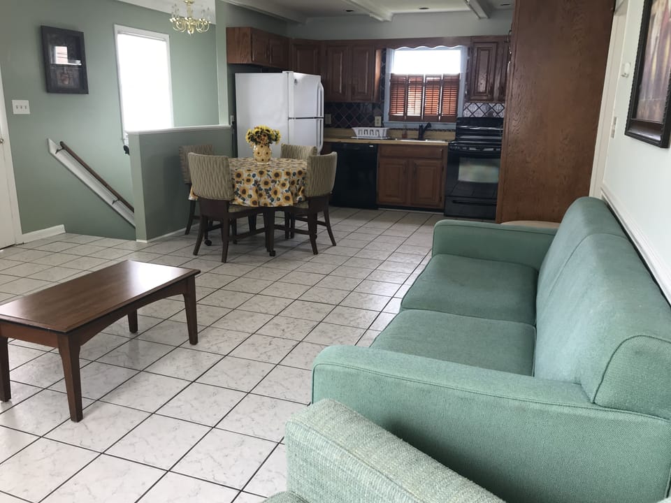 Superior Apartment, 2 Bedrooms, Balcony, City View (A04) | Living room | Flat-screen TV