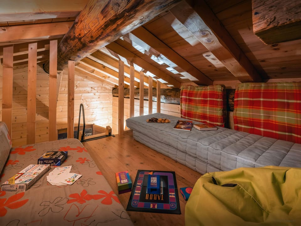 Mezzanine/Games