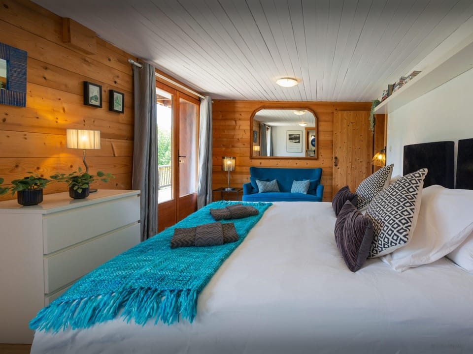 Bedroom 5