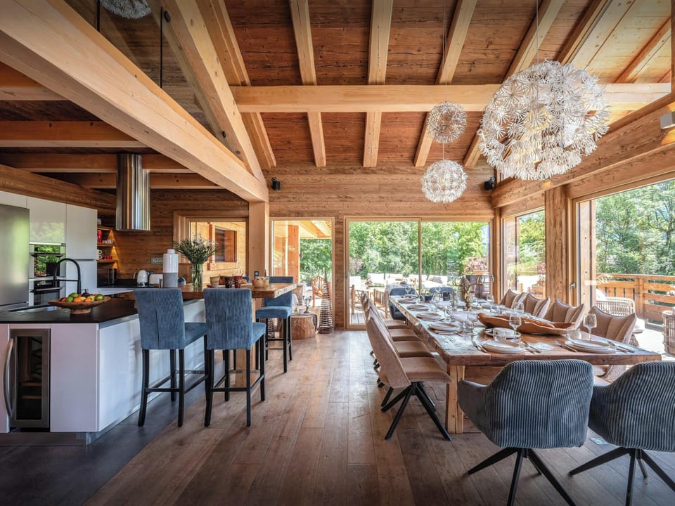 Kitchen and dining table