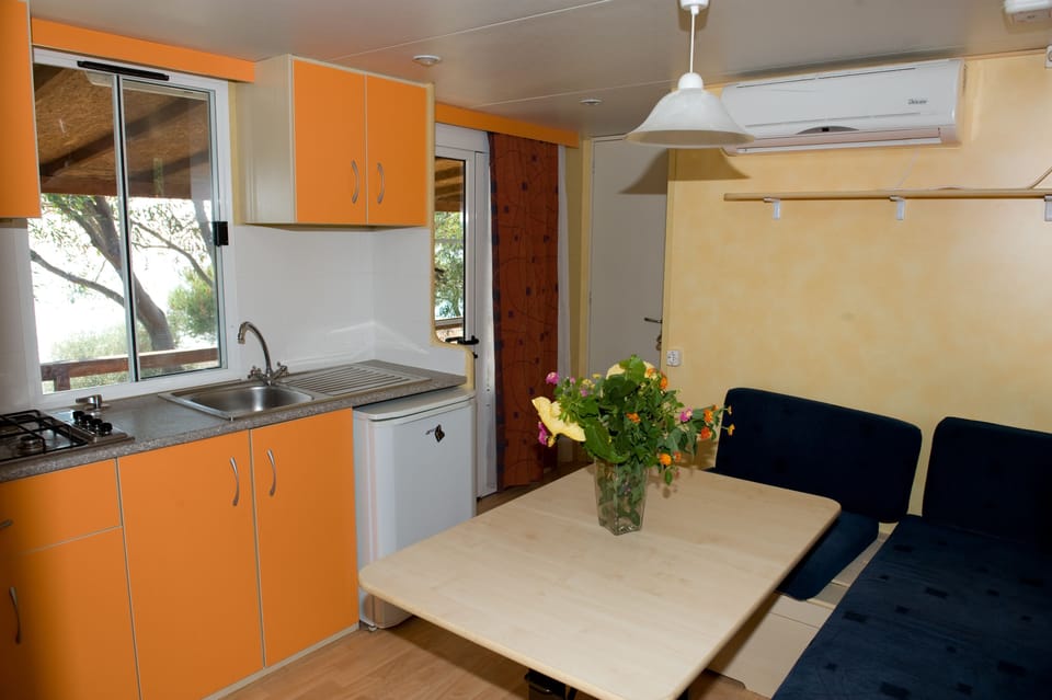 Classic Mobile Home, 2 Bedrooms, Sea Facing | Private kitchenette | Full-size fridge, espresso maker