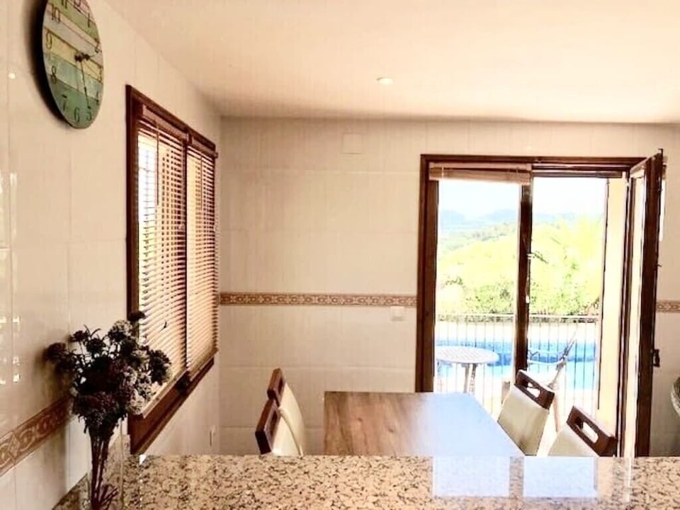 Villa Tranquila - gaze at the far reaching views from this beautiful house