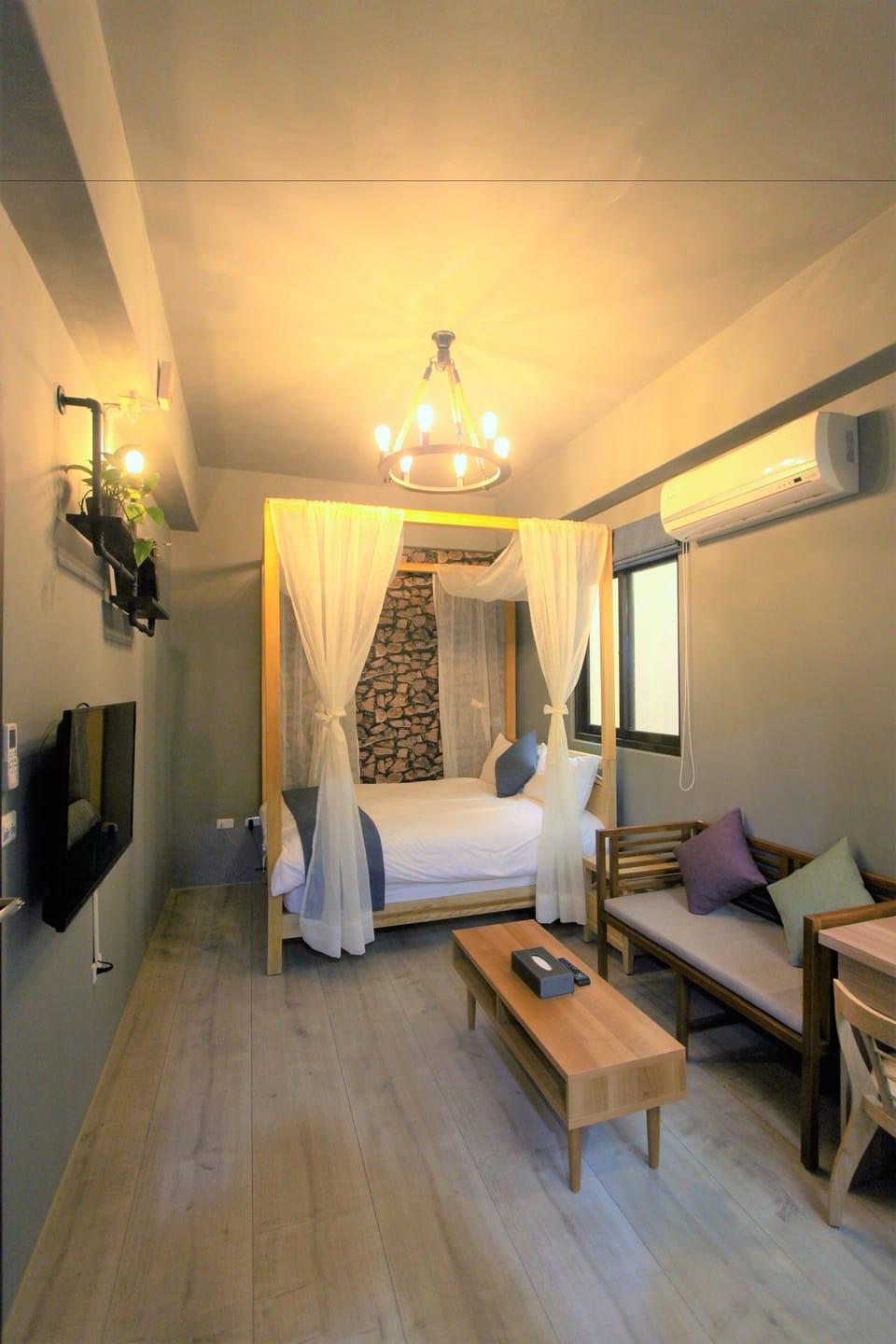 Deluxe Double Room | Desk, blackout drapes, soundproofing, free WiFi
