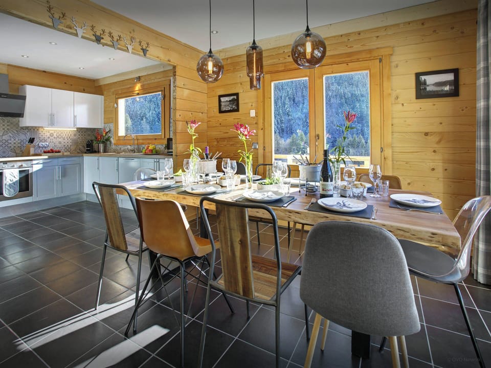 Dining/Kitchen