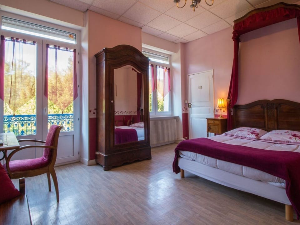 Comfort Double Room, Ensuite (1)