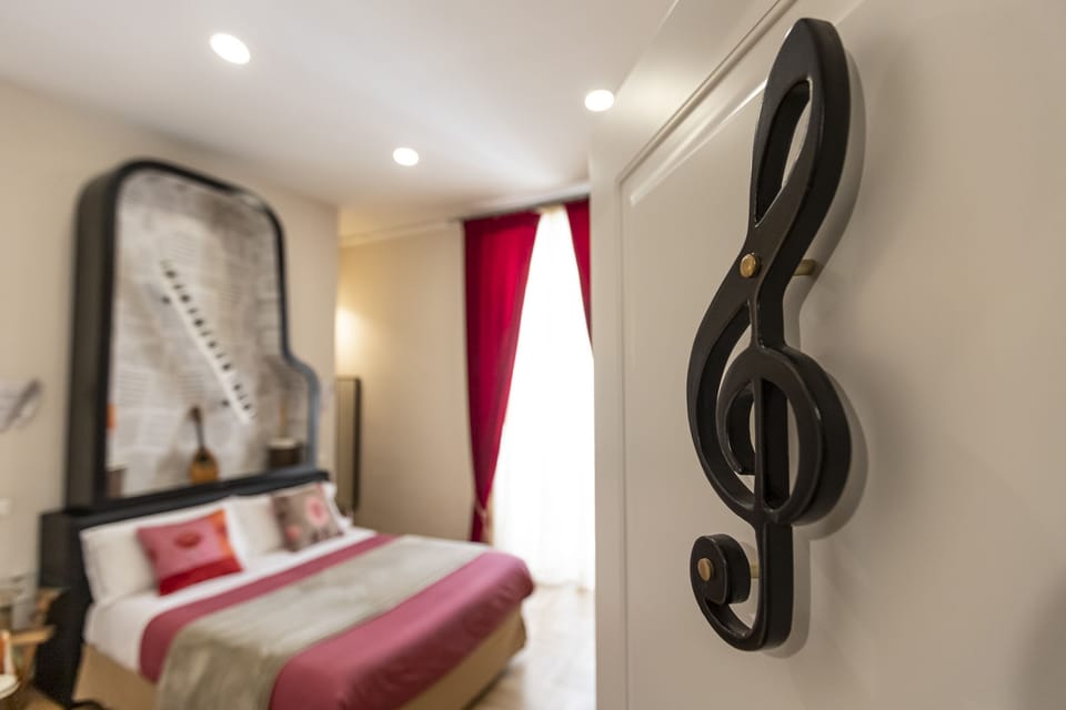 Superior Double Room, City View | 1 bedroom, premium bedding, down comforters, minibar