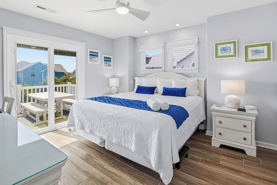 Top-Level King Master Bedroom with Deck Access