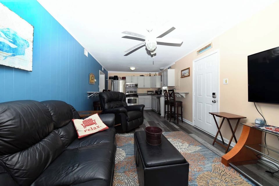 LIVING-AREA