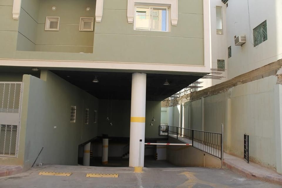 Free self parking