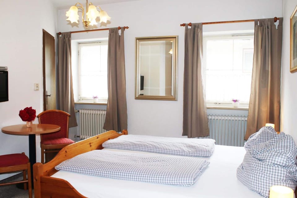 Desk, iron/ironing board, WiFi (free), bed sheets